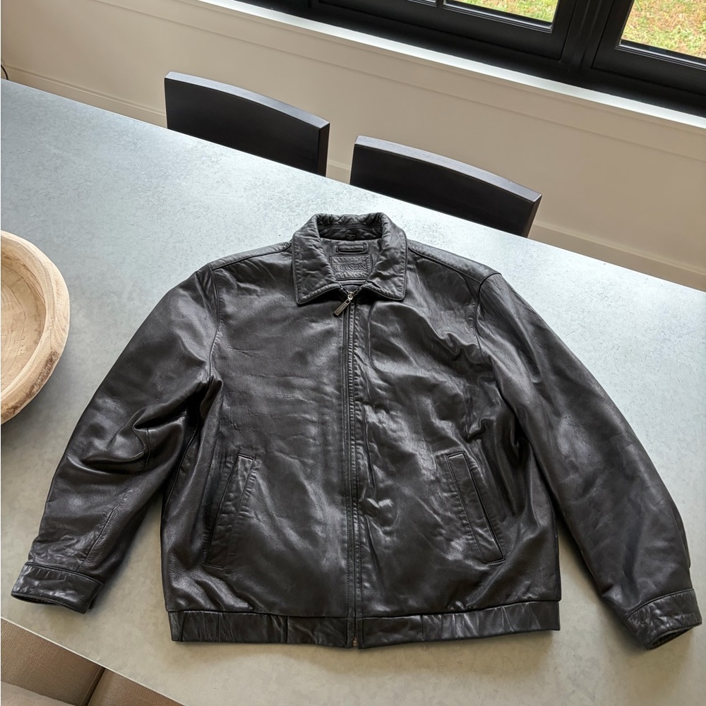 Men's Classic Black Leather Jacket